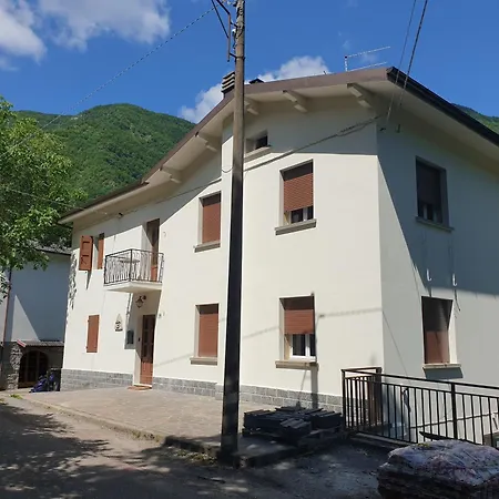 Bed & Breakfast In Montagna Da Emili&gabriel Lizzano In Belvedere