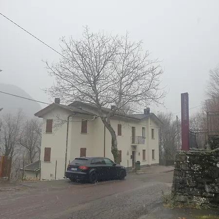 In Montagna Da Emili&gabriel Bed & Breakfast *